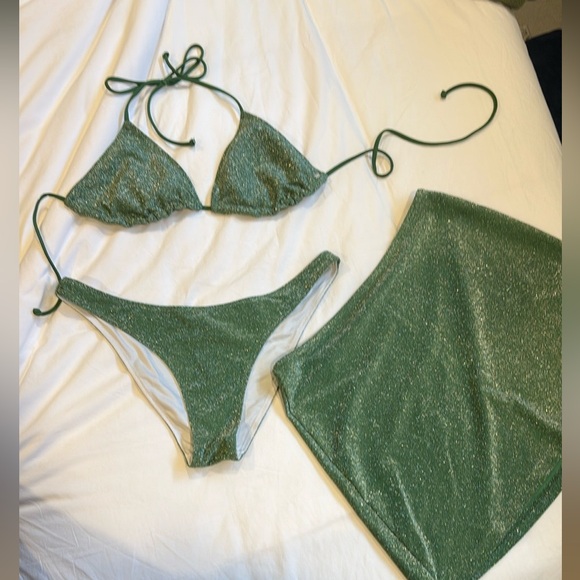 Green Shimmer Bikini Set Victoria’s Secret - Picture 1 of 8